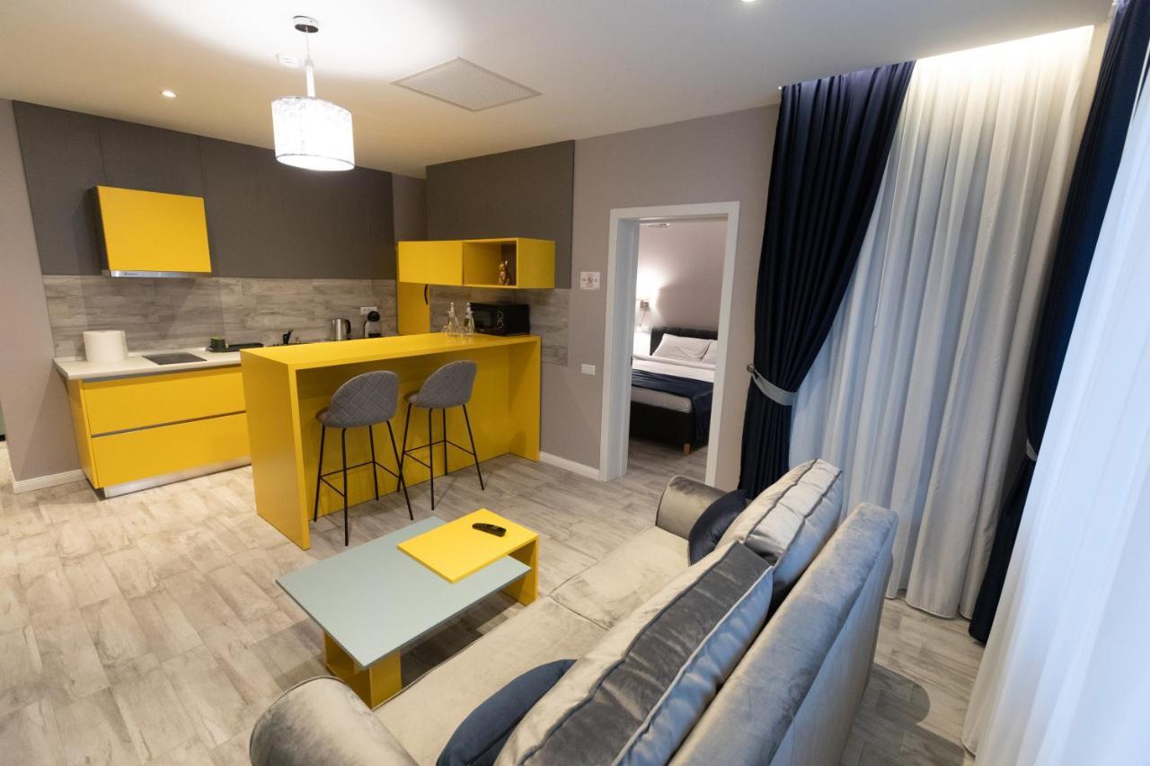 Omnia Apartments Iasi Extérieur photo
