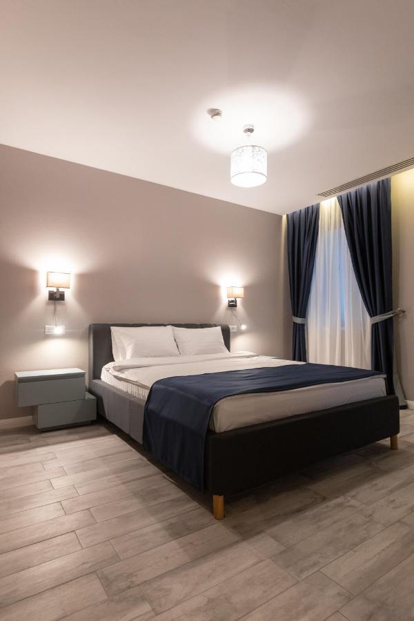 Omnia Apartments Iasi Extérieur photo