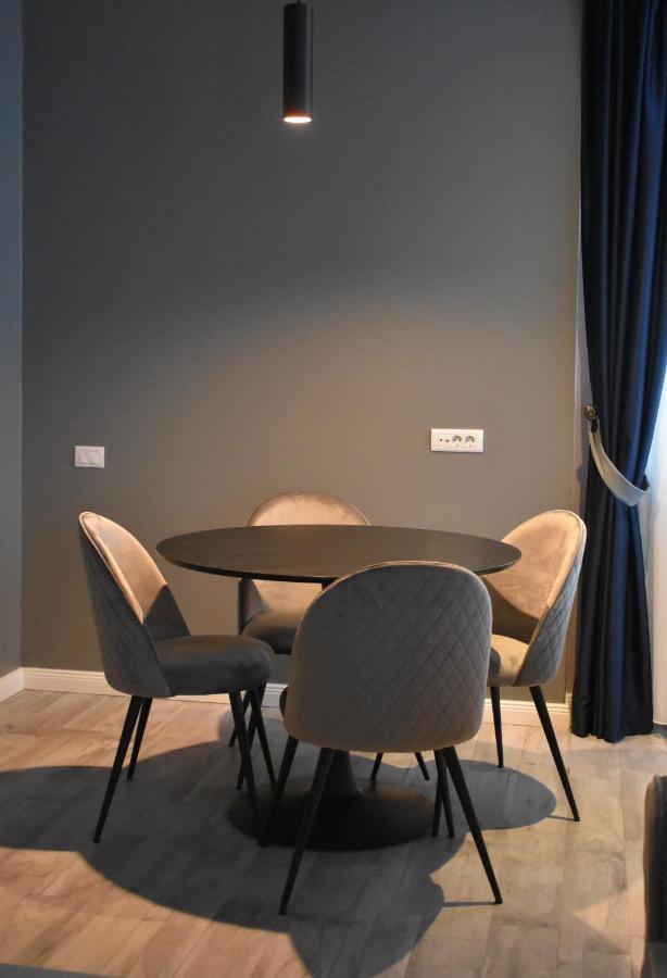 Omnia Apartments Iasi Extérieur photo