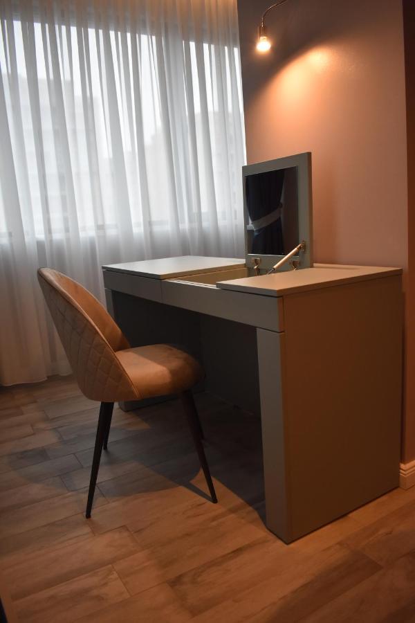 Omnia Apartments Iasi Extérieur photo